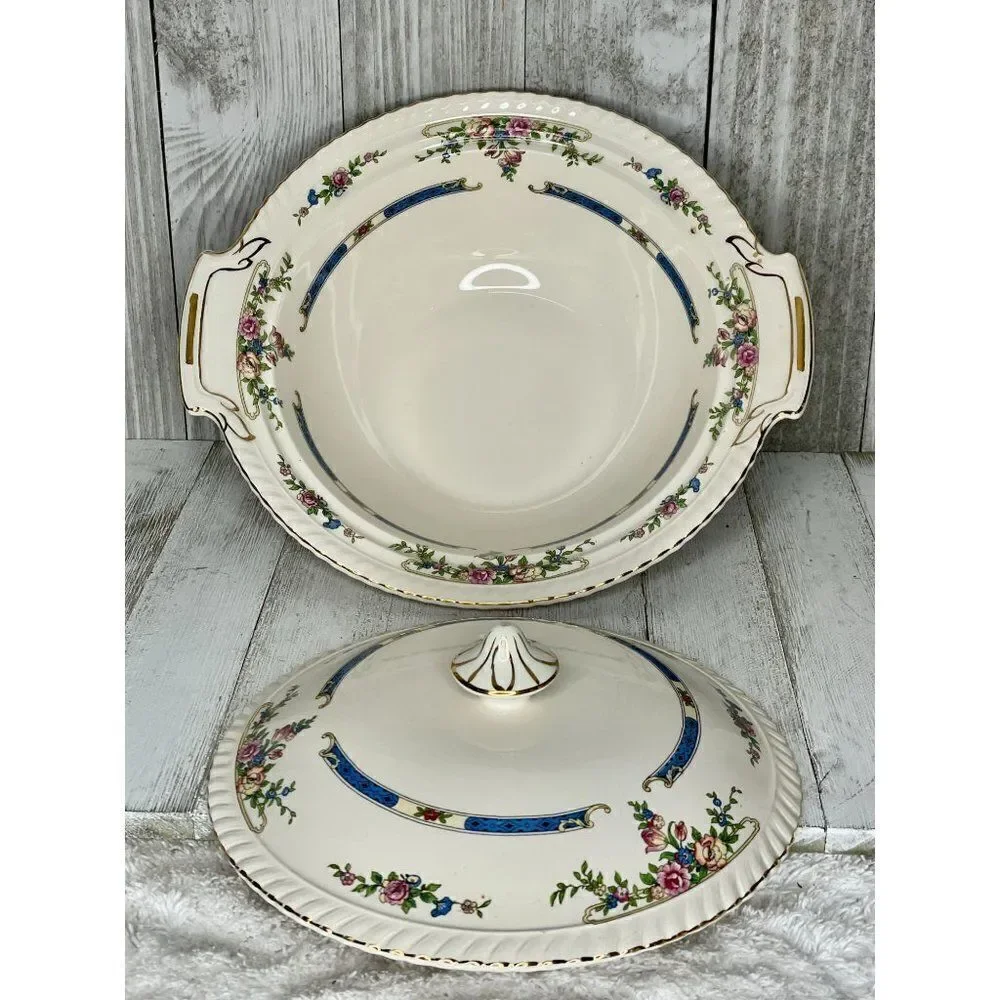 Vintage Round Covered Vegetable Eastbourne (Old English) by JOHNSON BROTHERS